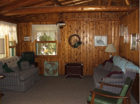 Oscoda Mi Vacation Rental Lakefront Cabin On Van Etten Lake In